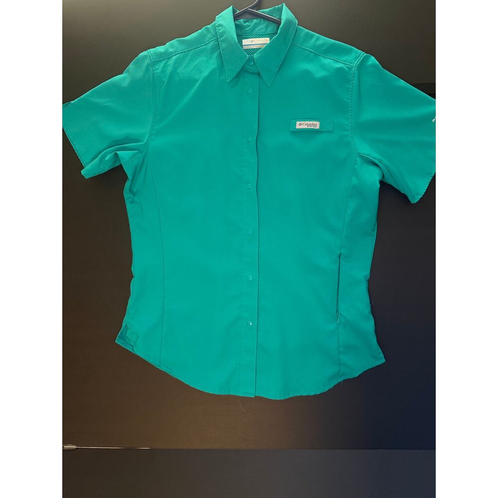 Lot of 3 Columbia Women’s Button‑Up Shirts – Size Small – Mixed Colors - Picture 4 of 15